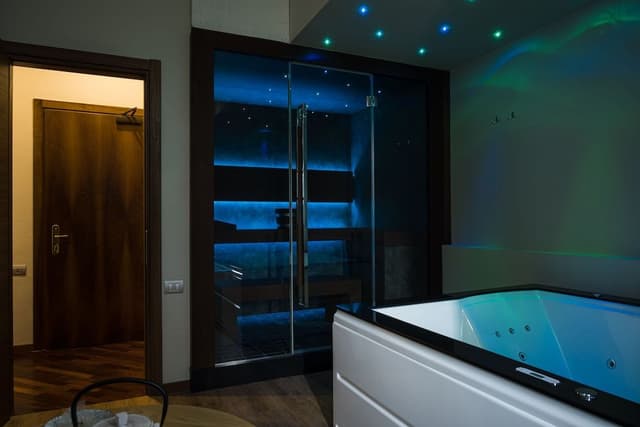 Luxury Suite