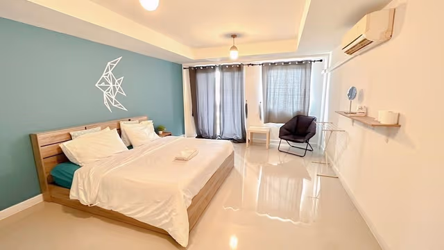 Standard Room with Shared Bathroom