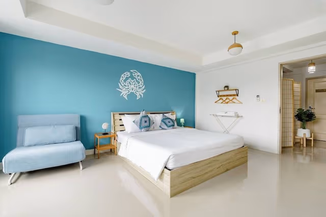 Standard Room with Shared Bathroom