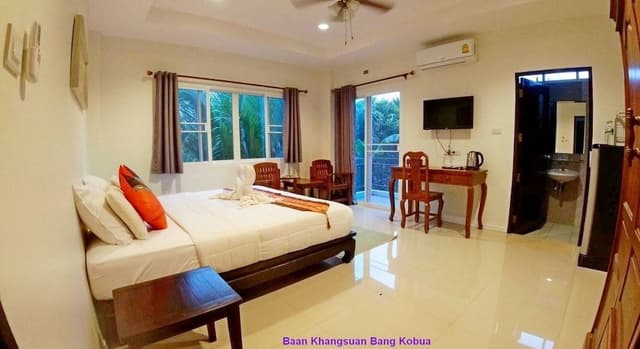 Standard Room, 1 King Bed, Non Smoking