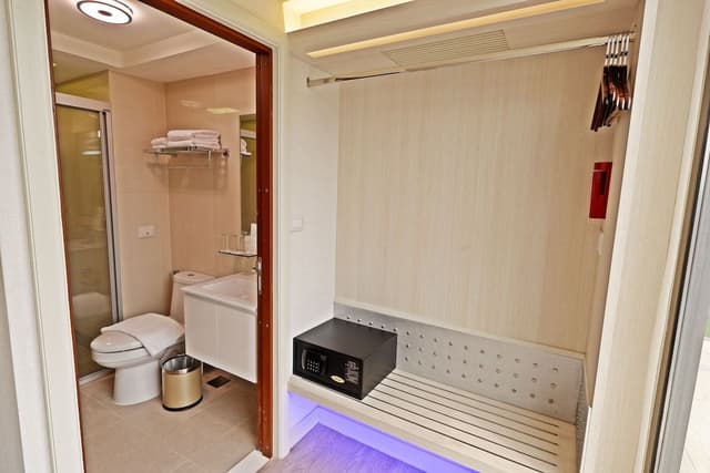 Standard Room, 1 Double Bed