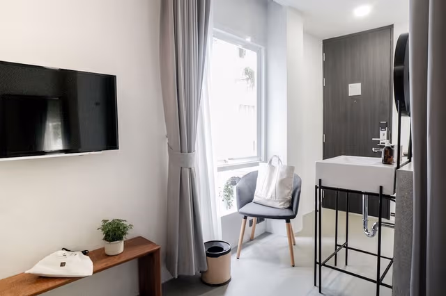 Standard Twin Room