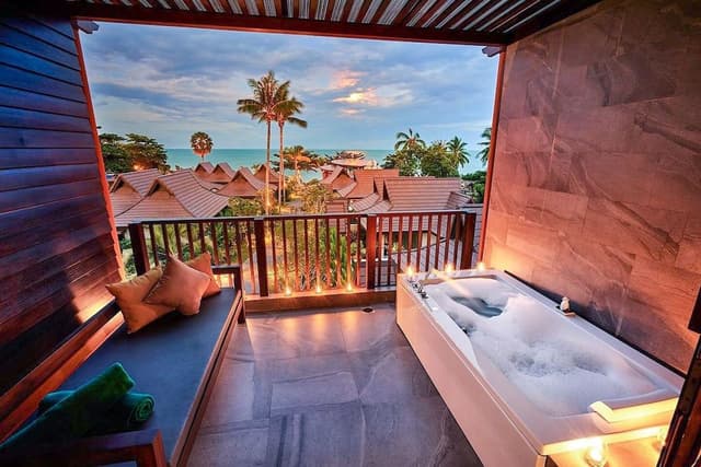 Deluxe Sea View