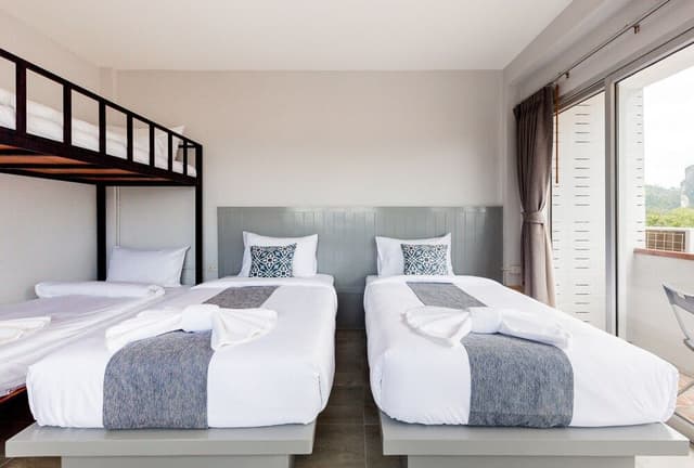 Deluxe Quadruple Room, Mountain View