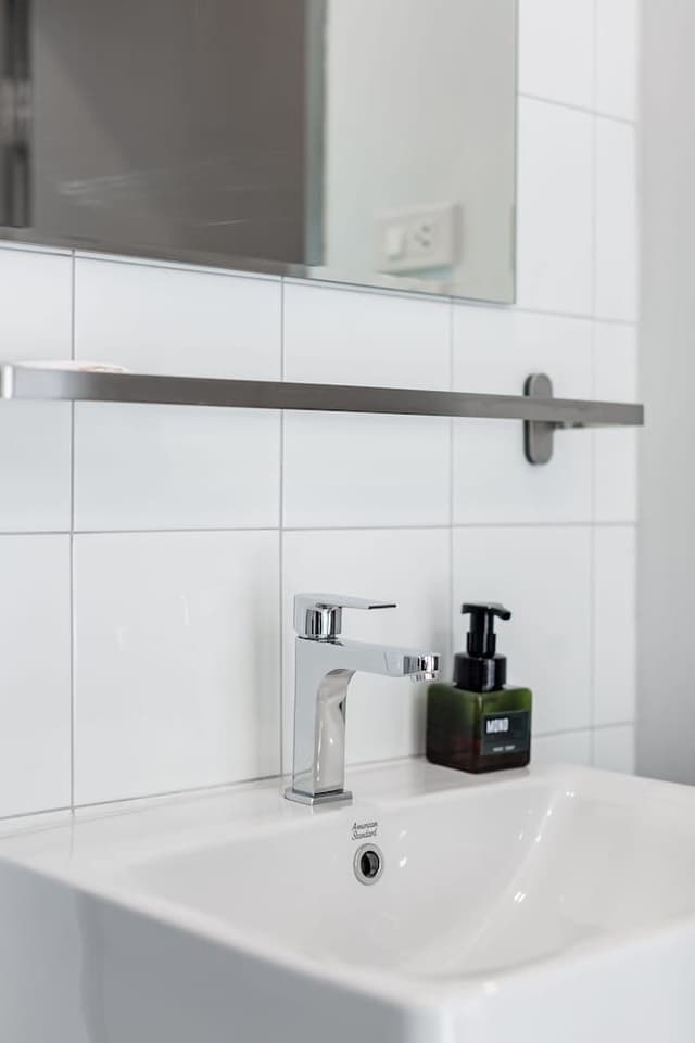 Deluxe Room, Bathtub