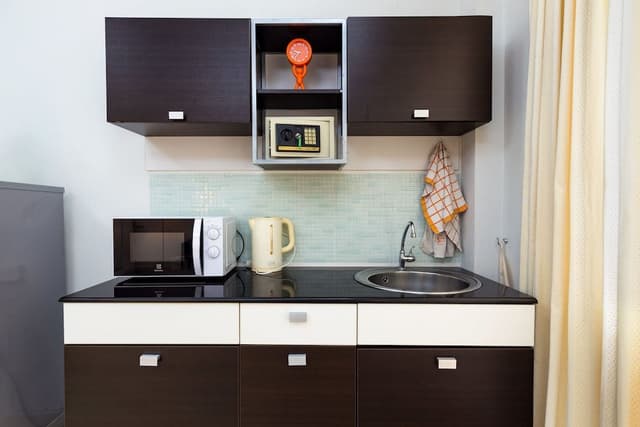 Standard Apartment, 1 King Bed, Kitchenette, Ground Floor