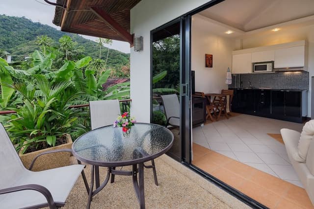 Deluxe Apartment, 1 King Bed, Balcony, Poolside