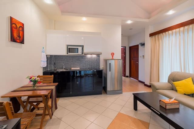 Deluxe Apartment, 1 King Bed, Balcony, Poolside