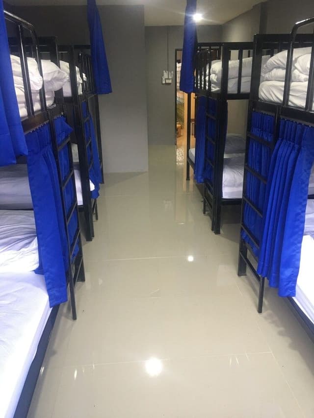 8-Bed Mixed Dormitory