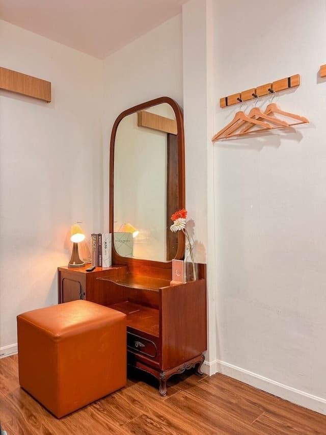 Basic Double Room, 1 Queen Bed