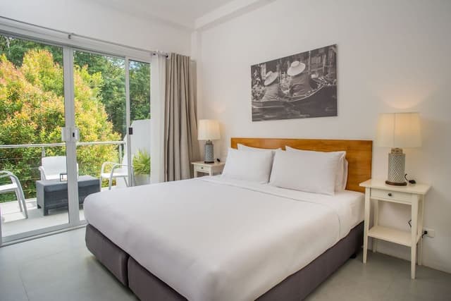 Premium House, 2 Bedrooms, Pool Access, Poolside