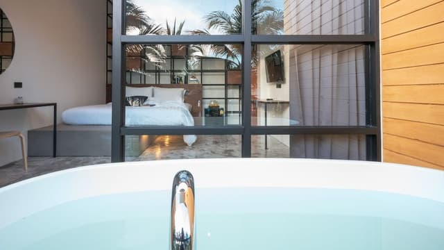 Suite Room