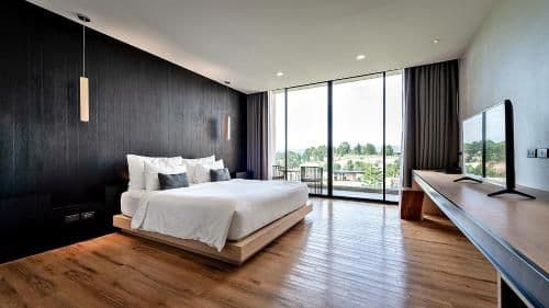 Deluxe Double Bed