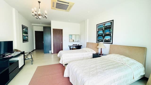 Standard Room with Mountain View