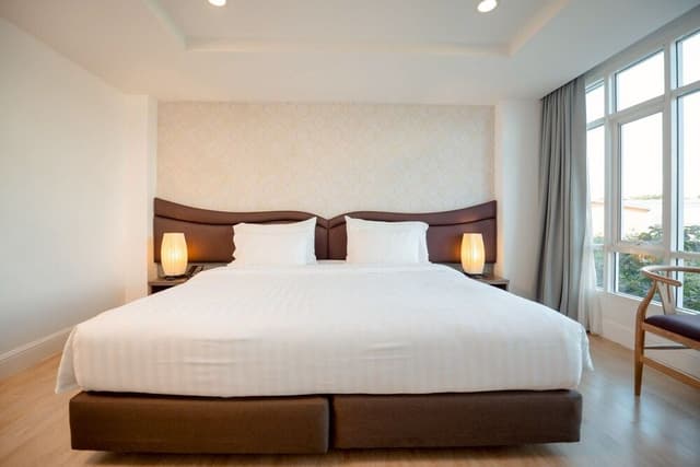 Superior King Room