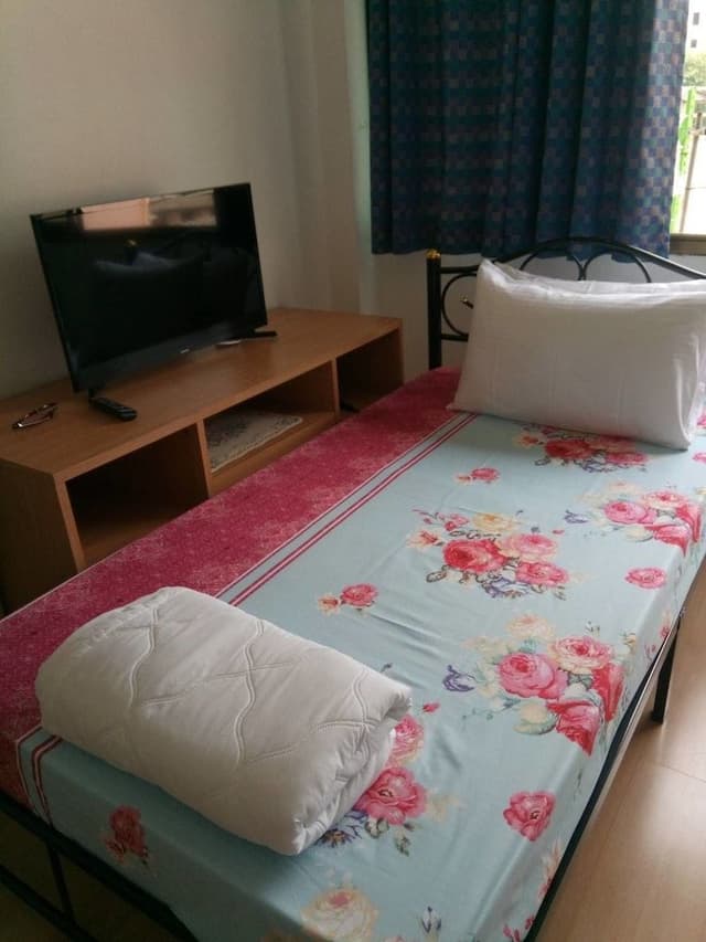 Triple Room with Private Bathroom