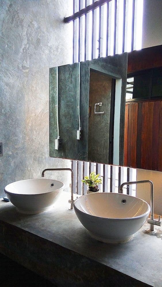 Triple Room with Shared Bathroom