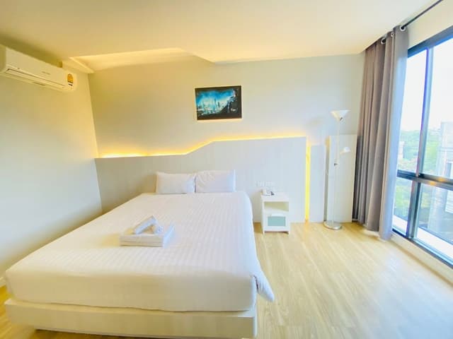 Standard Double Room with Garden view