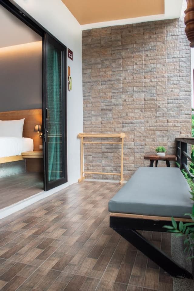 Superior Studio Suite, 1 King Bed