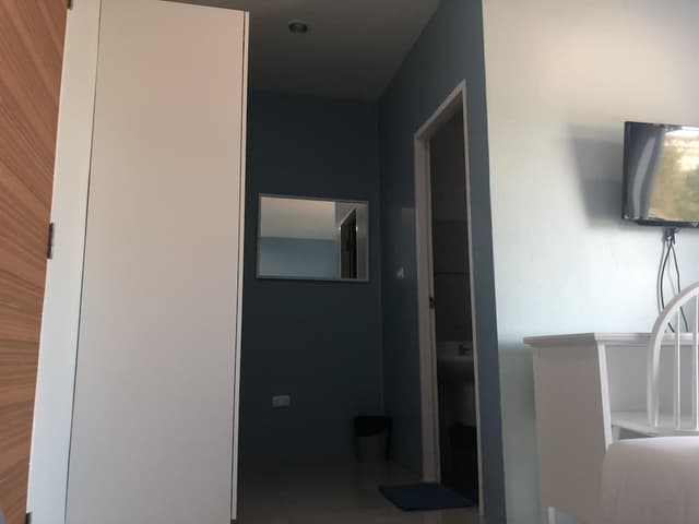 Classic Studio, 1 King Bed with Sofa bed