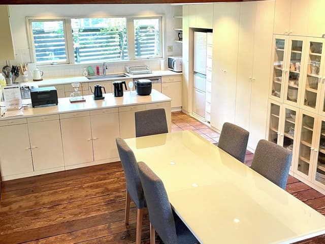 Luxury Cottage, 4 Bedrooms, Kitchen, Garden View