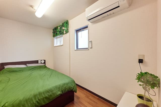 Apartment (¥1000/person,pay at the property, from 15th occupancy, booked from Expedia only)