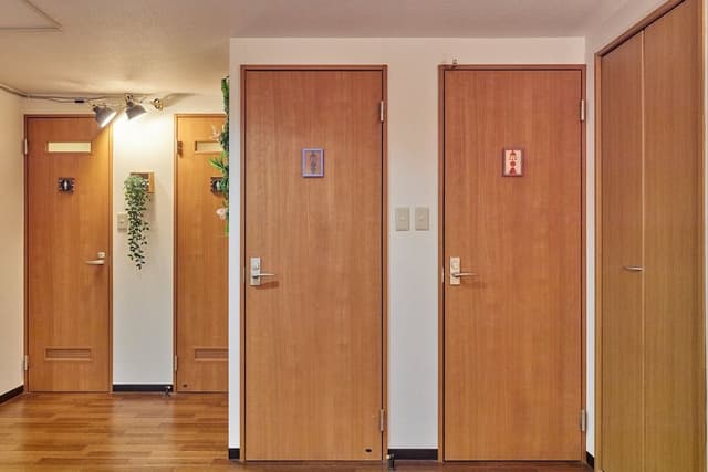 Apartment (¥1000/person,pay at the property, from 15th occupancy, booked from Expedia only)