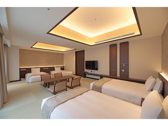[Non-Smoking] Japanese Western Room/ 4 Single Beds