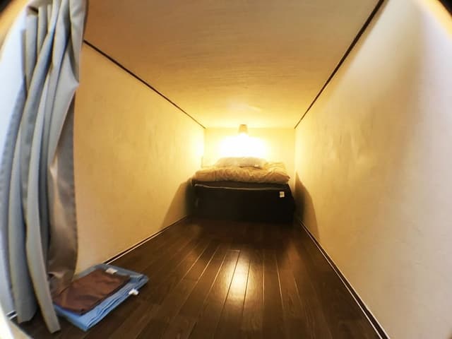 [LOWER] Capsule bed Room, Women only