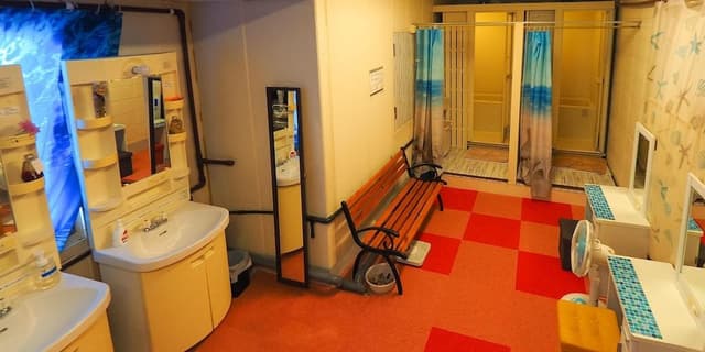[LOWER] Capsule bed Room, Women only