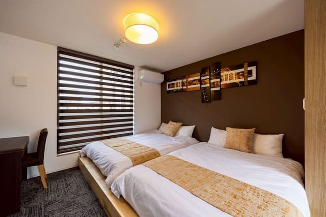 Studio, 3 Beds