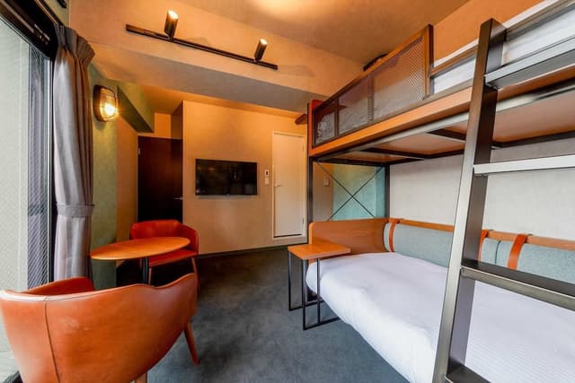 Bunk Bed with 1 Double Bed- Greystone(Please see policies and room information before you book)