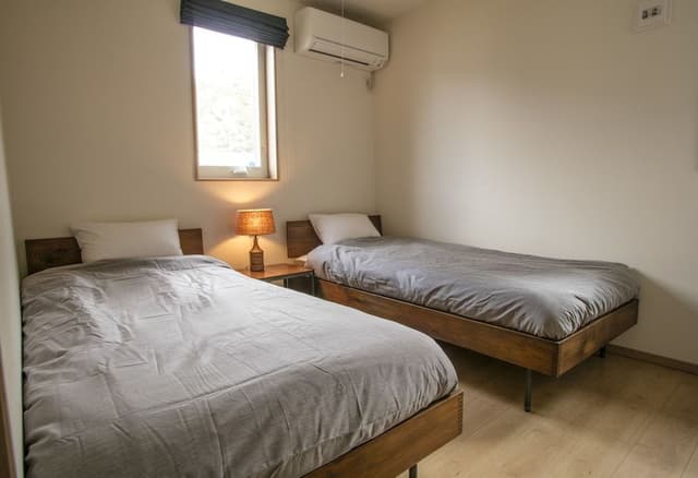 5 Bedroom Private Vacation House
