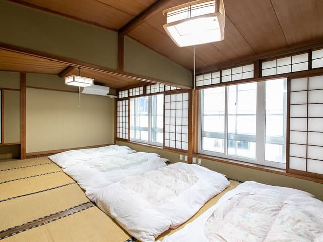 Japanese Room With Shared Washroom- 8 Pax