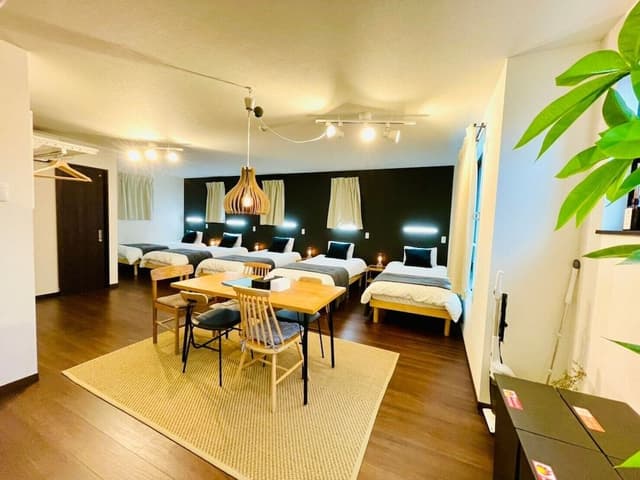 Deluxe Family Room 2F