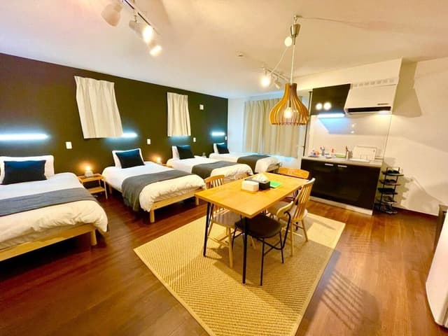 Deluxe Family Room 1F