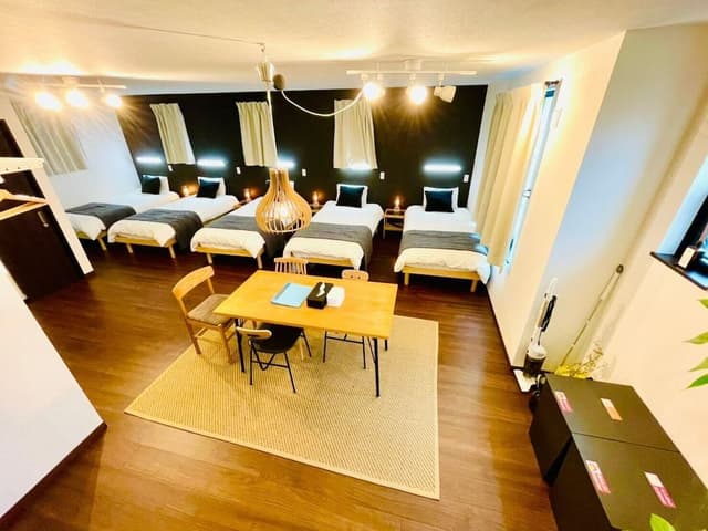 Deluxe Family Room 2F