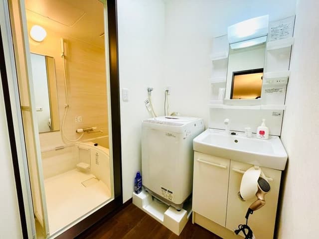 Deluxe Family Room 2F