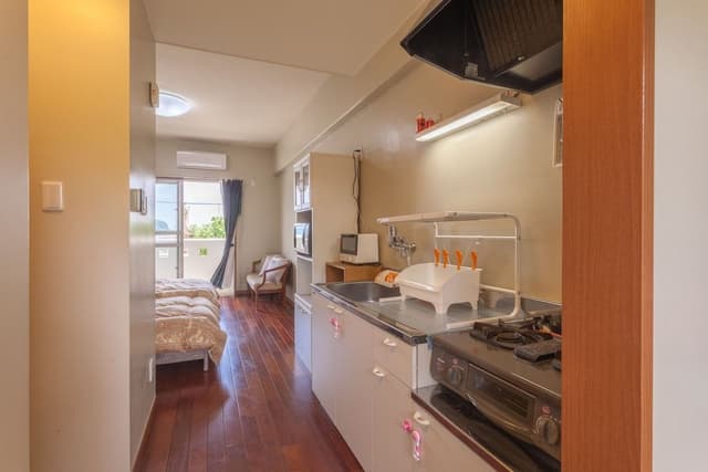 Apartment with Kitchen