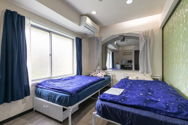 City Twin Room, Non Smoking, City View