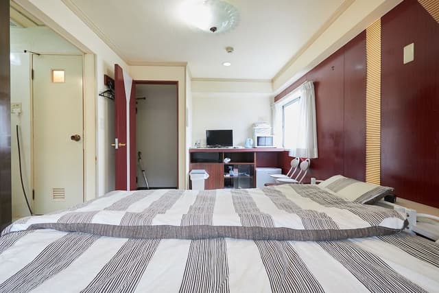 City Twin Room, Non Smoking, City View