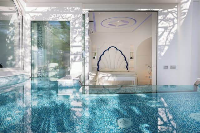 Luxury Suite, Private Pool, Sea View