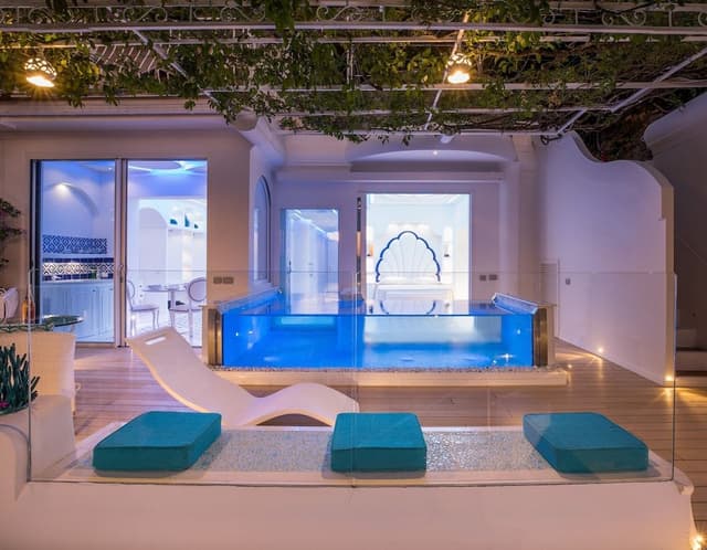 Luxury Suite, Private Pool, Sea View