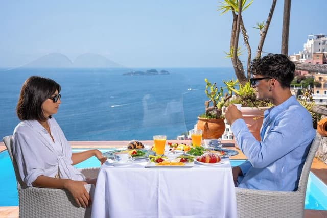 Honeymoon Suite, Private Pool, Sea View