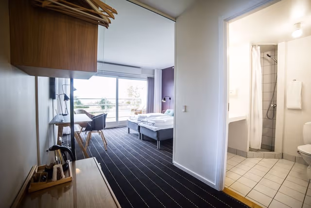 Family Room, Sea View