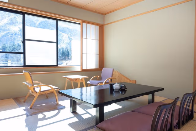 Japanese Room With Shared Washroom- Family