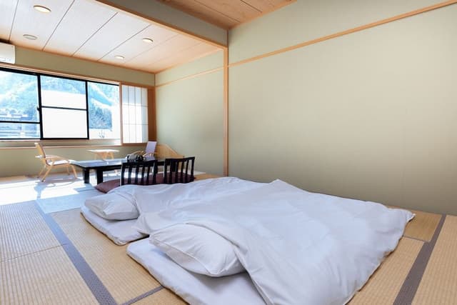 Japanese Room With Shared Washroom- Family