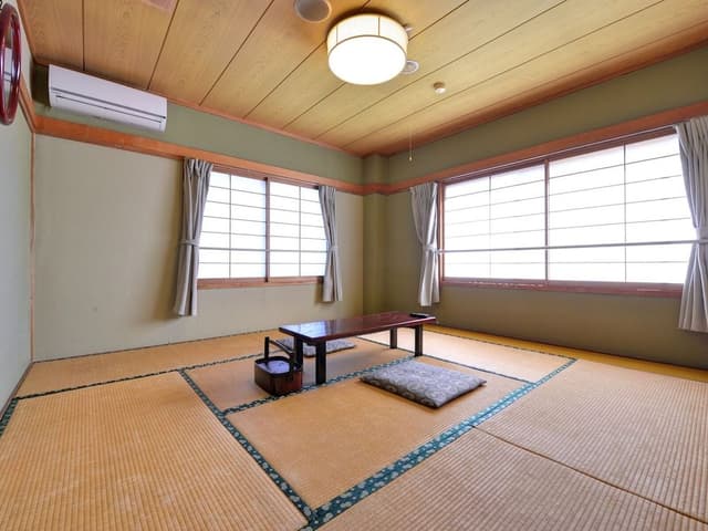 Japanese Style Room for 3 People, 2nd Floor