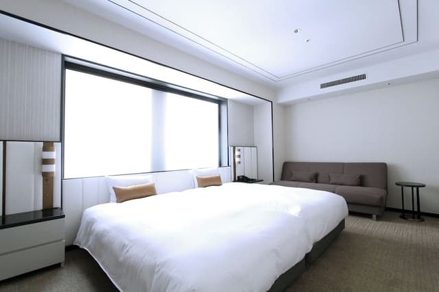 Deluxe Twin Room Universal, Non Smoking(Room capacity: 2 pax over 6 years old, 2 pax 0-5 years old)