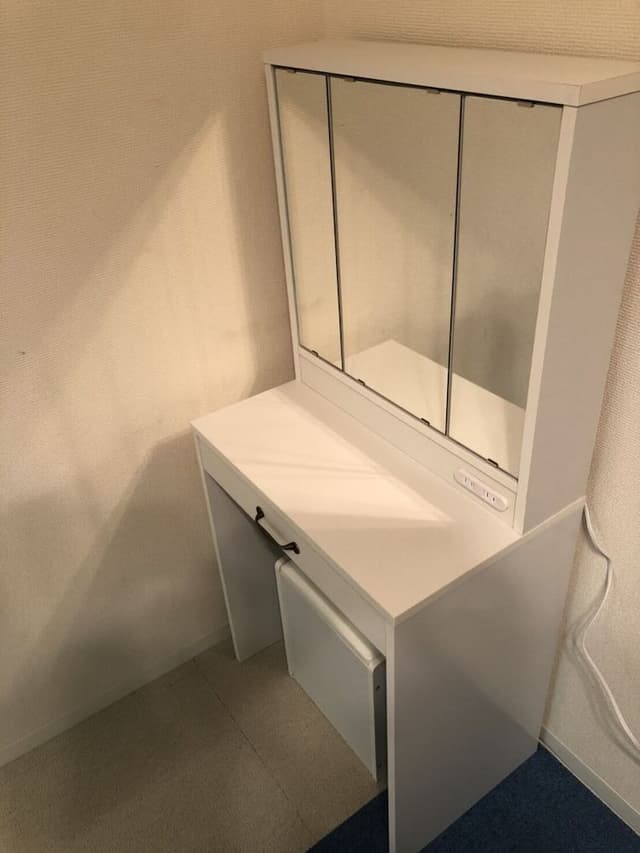 Apartment (101)